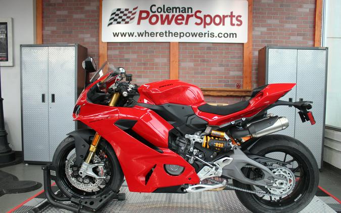 2026 Ducati Panigale V2 S