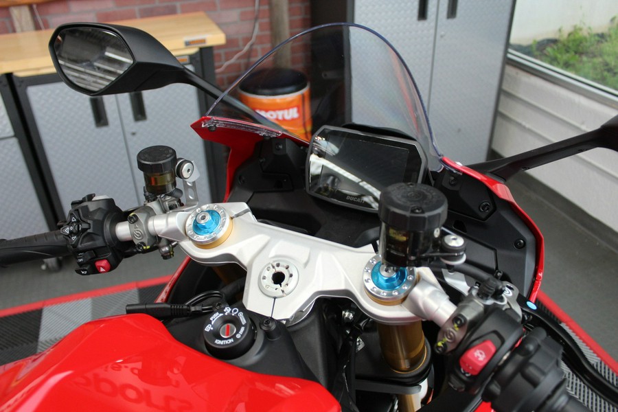 2026 Ducati Panigale V2 S