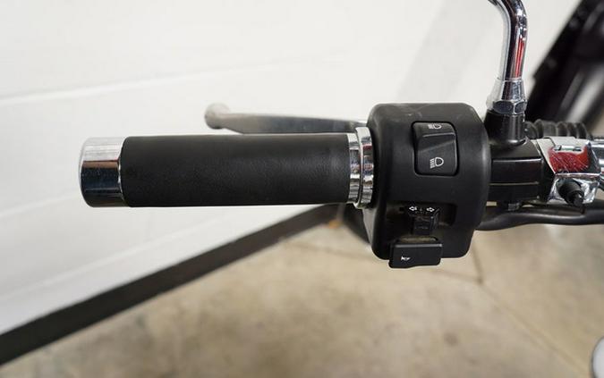 2009 Yamaha V Star 950 Tourer Liquid Silver