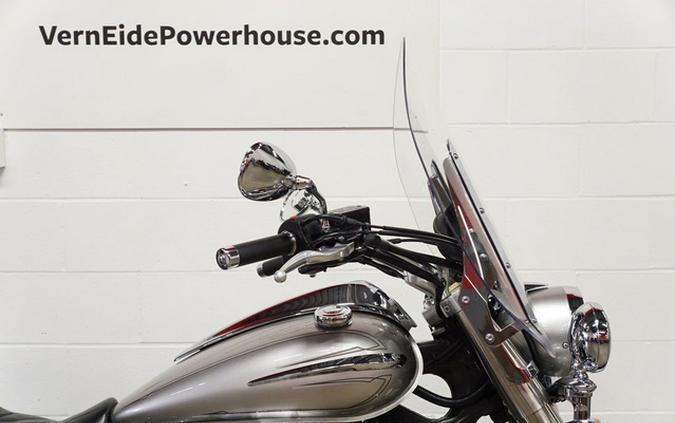 2009 Yamaha V Star 950 Tourer Liquid Silver