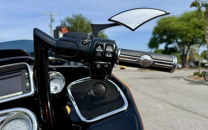 FLTRXS 2015 Road Glide® Special