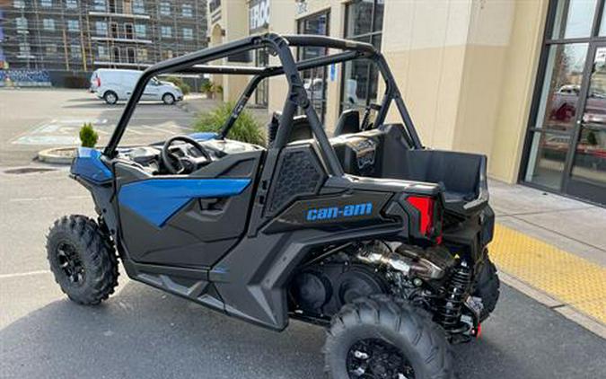 2023 Can-Am Maverick Trail DPS 1000