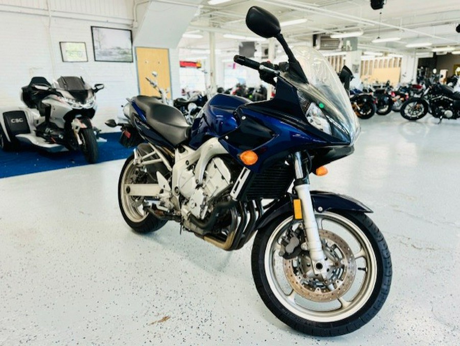 2004 Yamaha FZ6