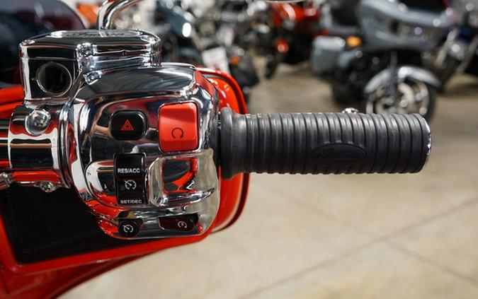 2017 Indian Chieftain Wildfire Red Over Thunder Black