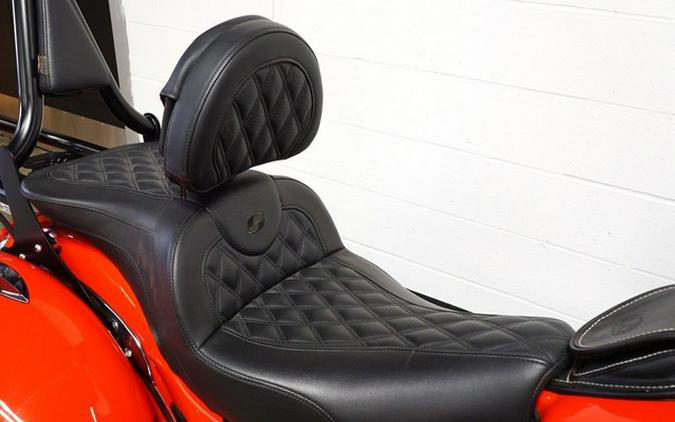 2017 Indian Chieftain Wildfire Red Over Thunder Black