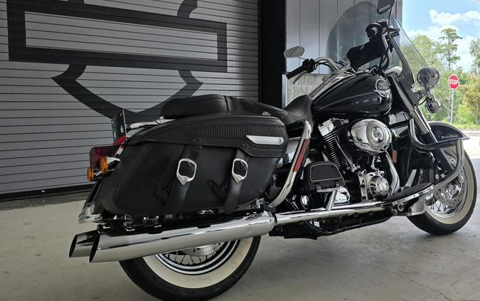 2008 Harley-Davidson® Road King® Classic Vivid Black Black Laced Wheels