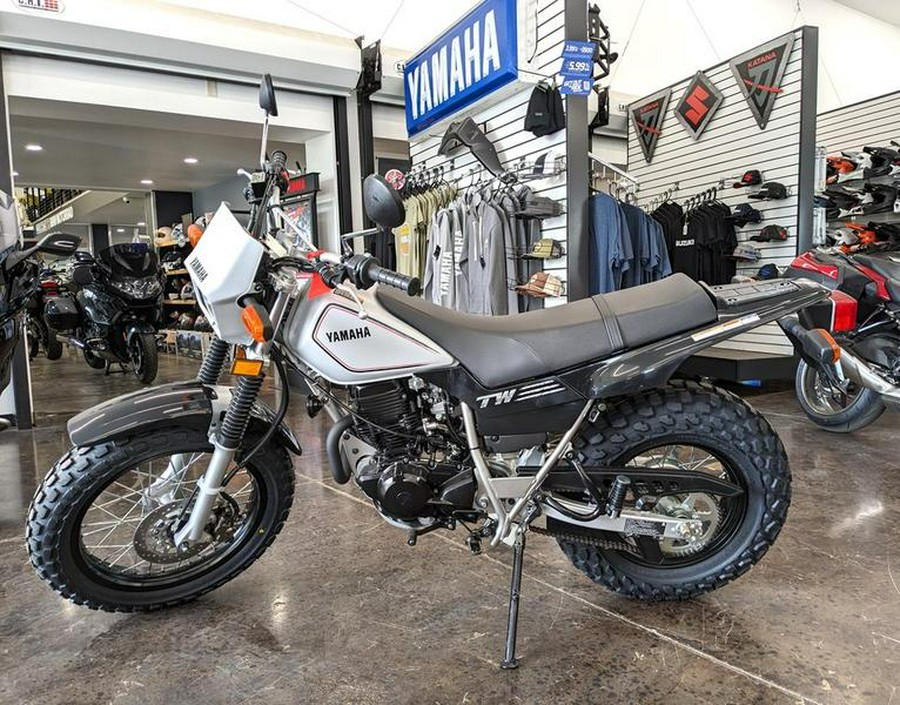 2024 Yamaha TW200