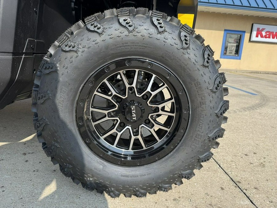 2025 Can-Am Defender DPS HD9 Stealth Black