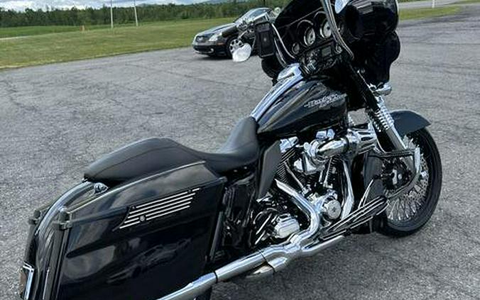 2012 Harley-Davidson® Street Glide® Vivid Black