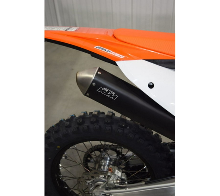 2024 KTM 250 XC-W