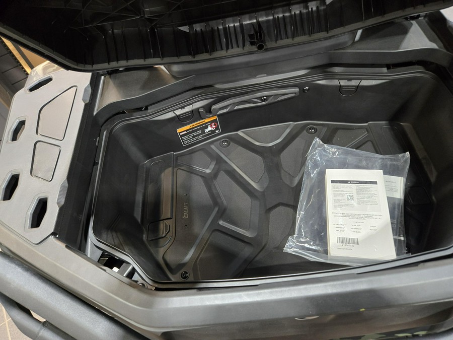 2026 CAN-AM OUTLANDER BACKCOUNTRY 1000R