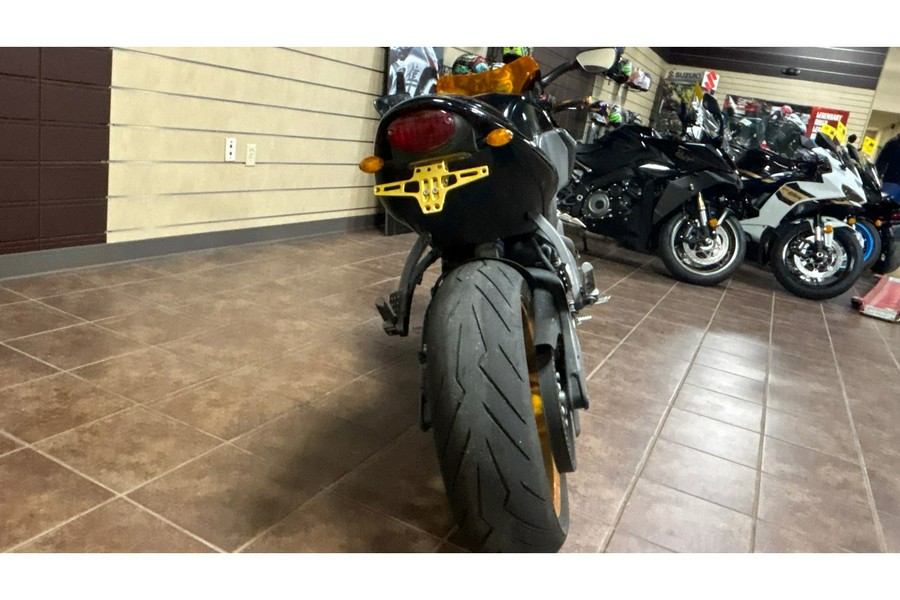 2005 FIREBOLT XB12R - Buell®