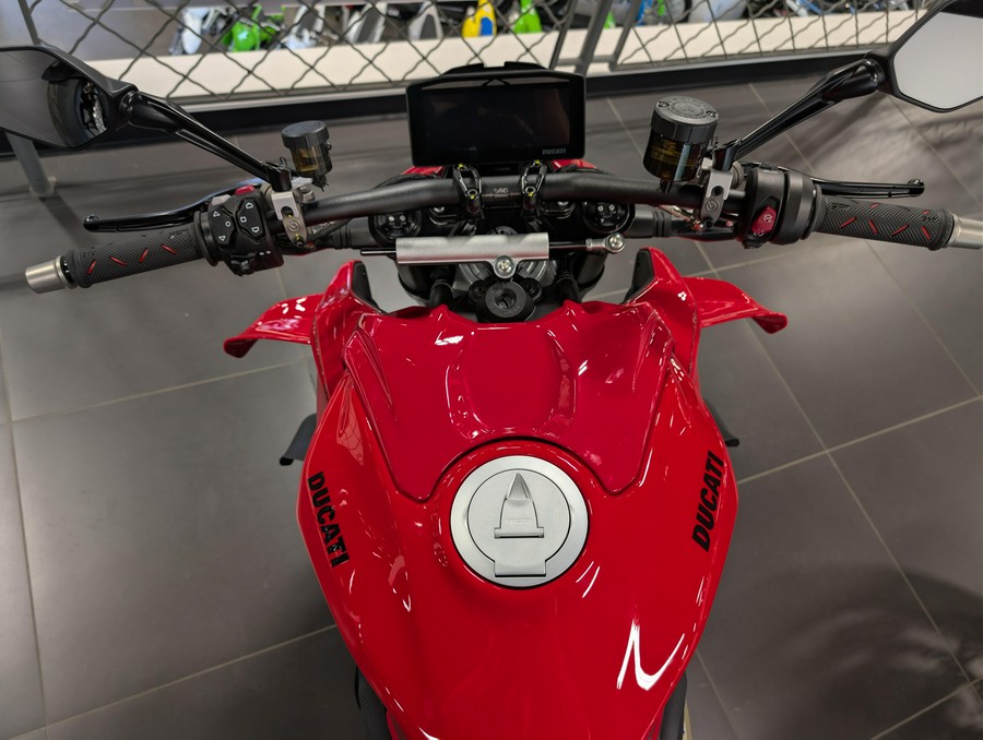 2026 Ducati STREETFIGHTER V4
