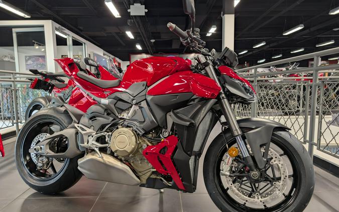 2026 Ducati STREETFIGHTER V4