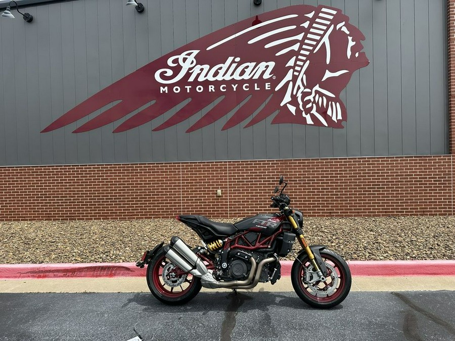 2024 Indian Motorcycle® FTR R Carbon Carbon Fiber