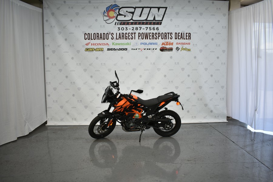 2024 KTM Adventure 390