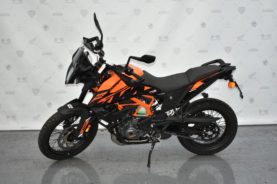 2024 KTM Adventure 390