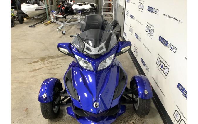 2012 Can-Am Spyder RT (SE5) Audio & Convenience