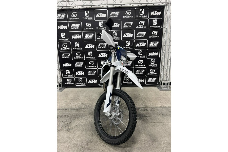 2026 Husqvarna Motorcycles FE 350s