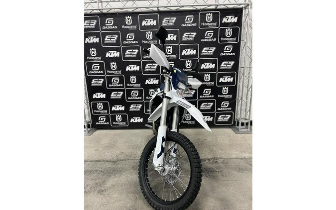 2026 Husqvarna Motorcycles FE 350s