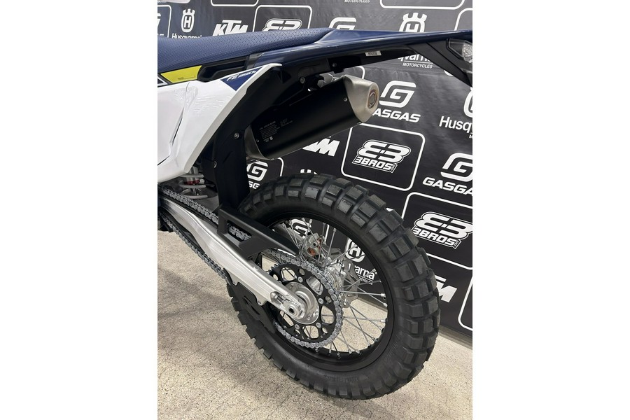 2026 Husqvarna Motorcycles FE 350s
