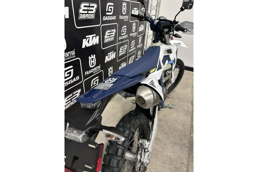 2026 Husqvarna Motorcycles FE 350s