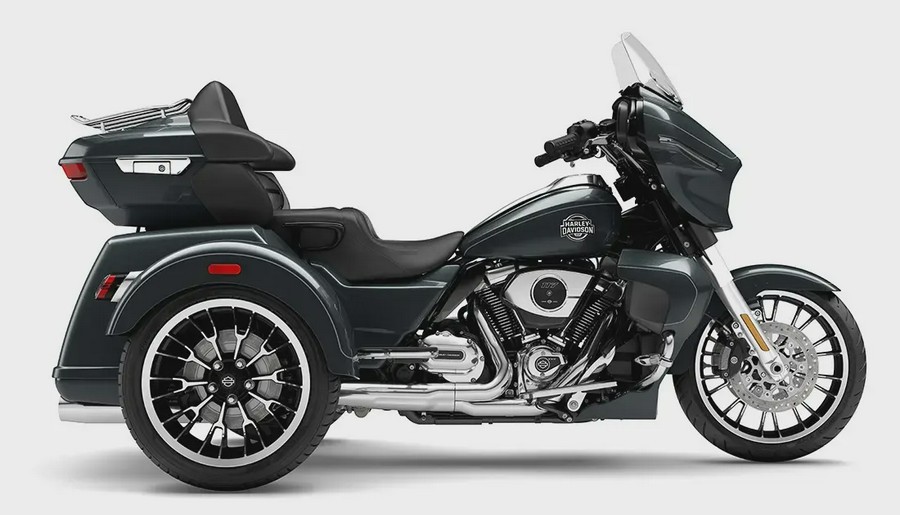 2026 Harley-Davidson® Street Glide 3 Limited Iron Horse Metallic Chrome Trim