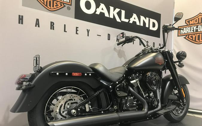 Harley-Davidson® Deadwood™ 2026