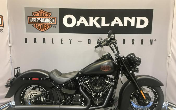 Harley-Davidson® Deadwood™ 2026