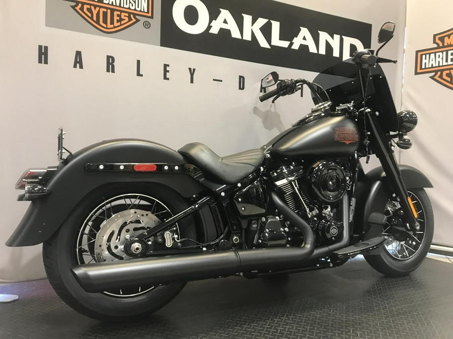 Harley-Davidson® Deadwood™ 2026