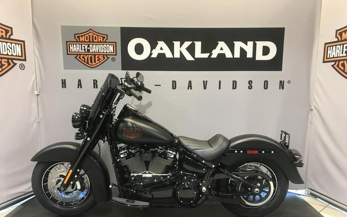 Harley-Davidson® Deadwood™ 2026