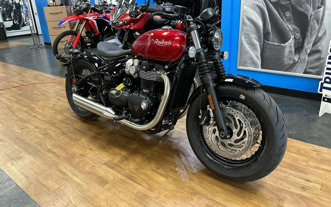 2023 Triumph Bonneville Bobber Red Hopper