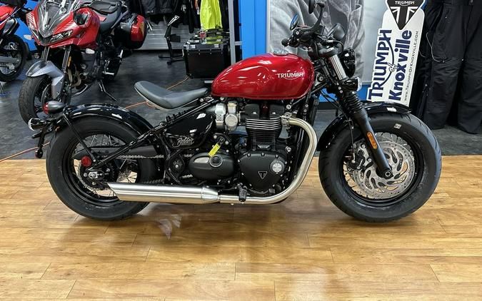 2023 Triumph Bonneville Bobber Red Hopper