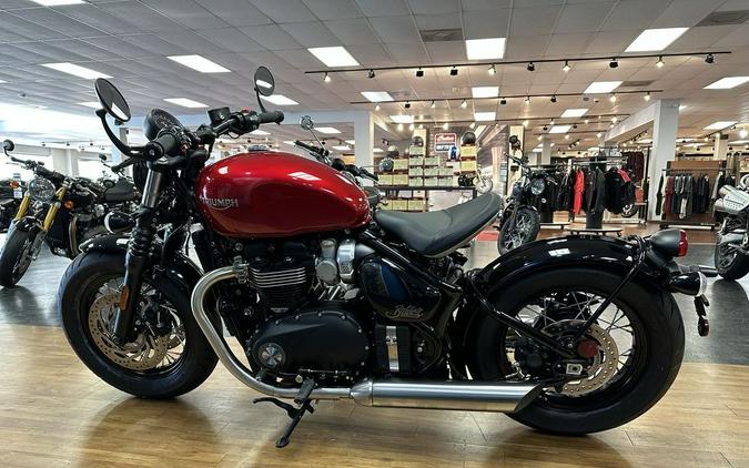 2023 Triumph Bonneville Bobber Red Hopper