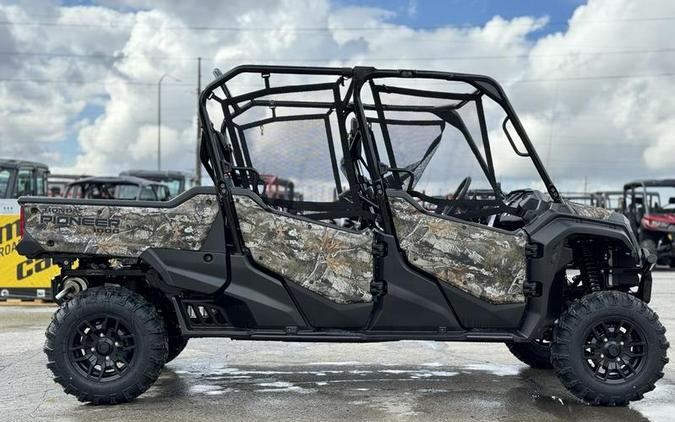 2024 Honda® Pioneer 1000-6 Deluxe Crew Camo