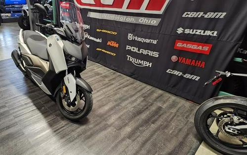 2024 Yamaha XMAX