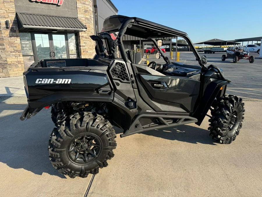 2023 Can-Am COMMANDER XT 700