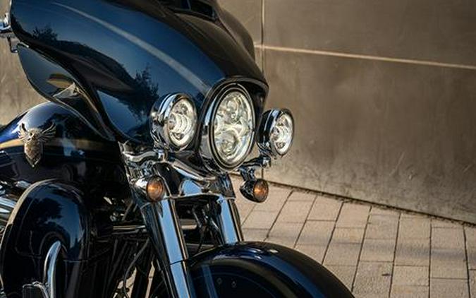 2018 Harley-Davidson 115th Anniversary CVO™ Limited