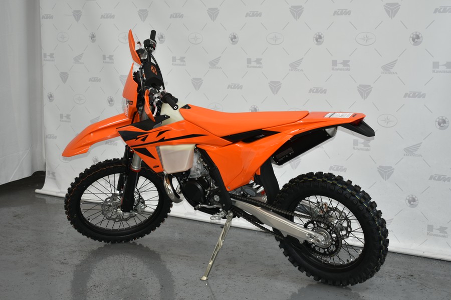 2025 KTM XC 300 W