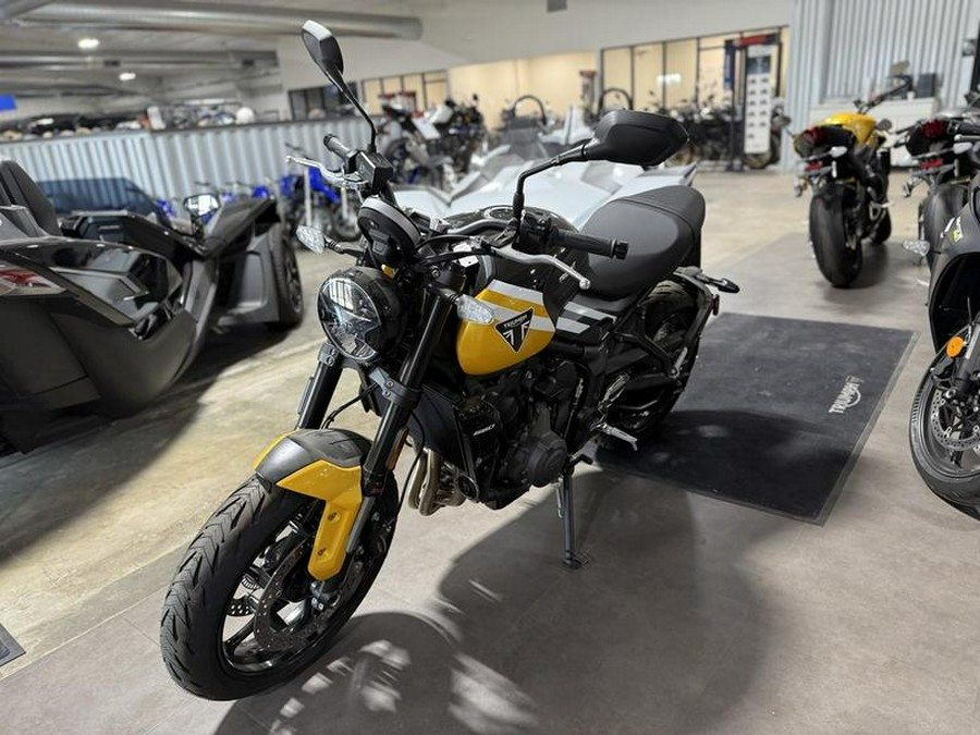 2025 Triumph Trident 660 Cosmic Yellow/Sapphire Black