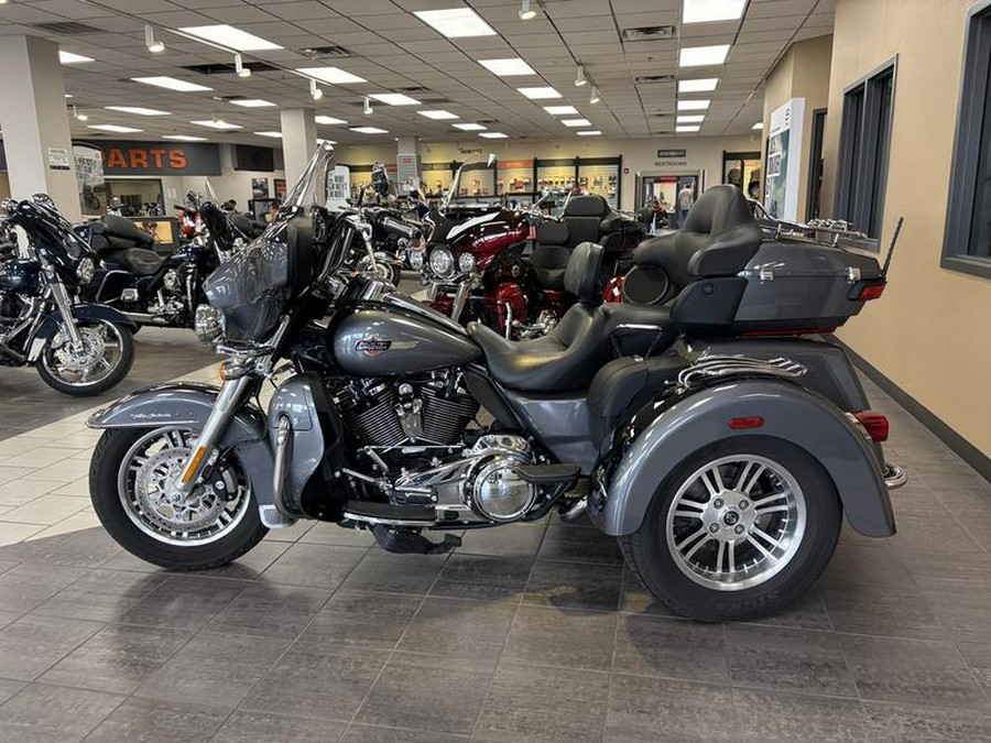 2022 Harley-Davidson® FLHTCUTG - Tri Glide® Ultra