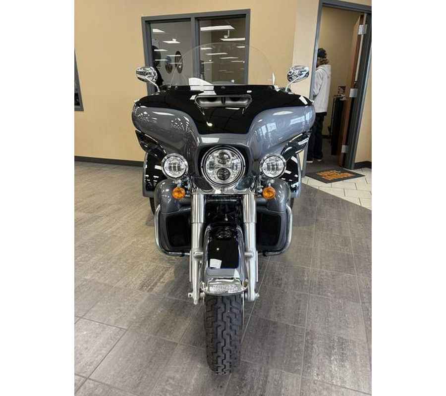 2022 Harley-Davidson® FLHTCUTG - Tri Glide® Ultra