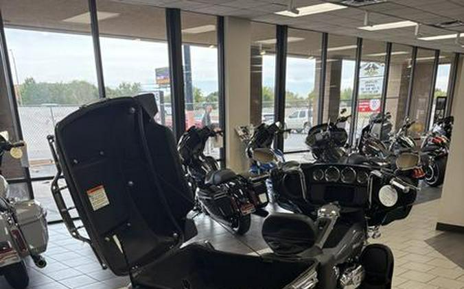 2022 Harley-Davidson® FLHTCUTG - Tri Glide® Ultra