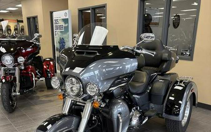 2022 Harley-Davidson® FLHTCUTG - Tri Glide® Ultra