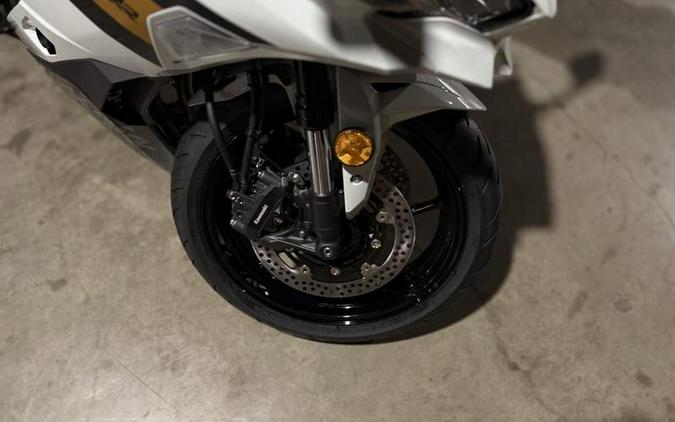2026 Kawasaki Ninja® ZX™-4RR ABS