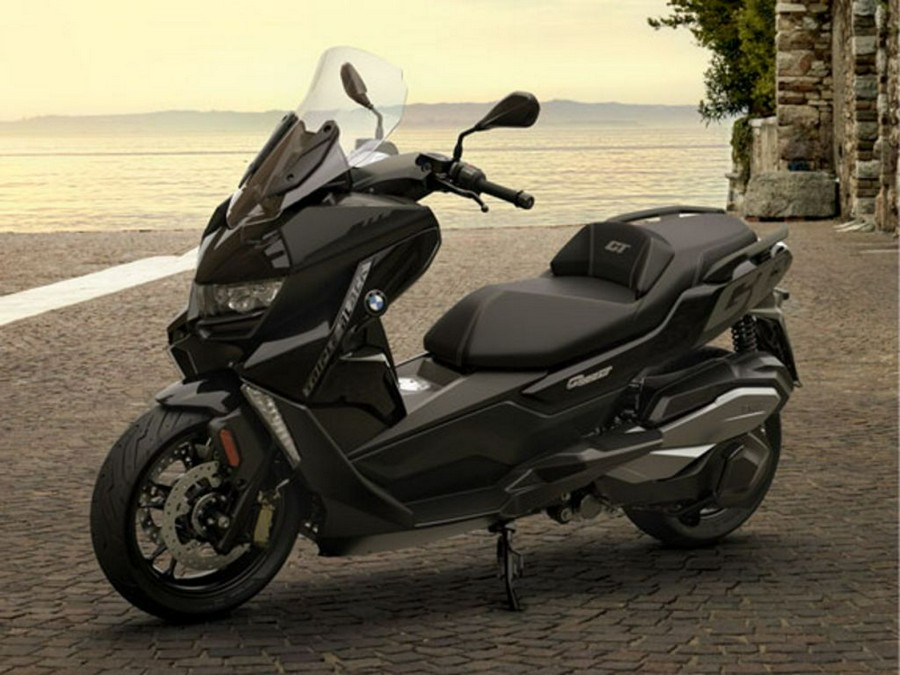 2024 BMW C 400 GT Triple Black