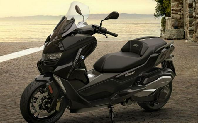 2024 BMW C 400 GT Triple Black