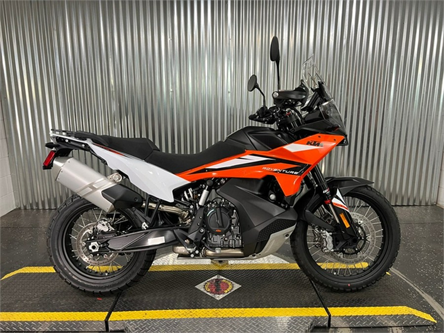 2023 KTM 890 Adventure