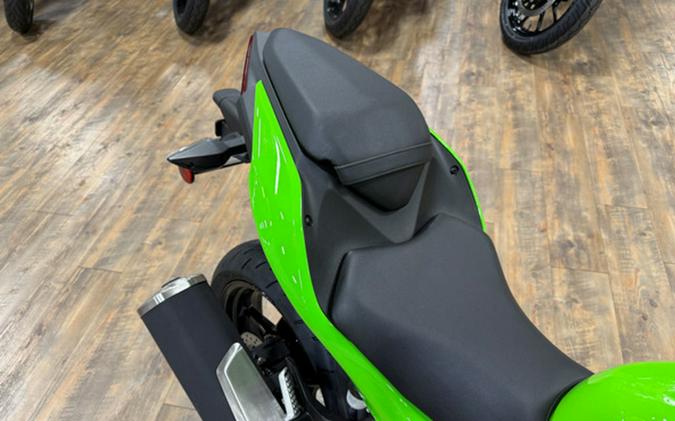 2025 Kawasaki Ninja 500 KRT Edition