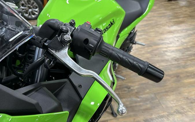 2025 Kawasaki Ninja 500 KRT Edition
